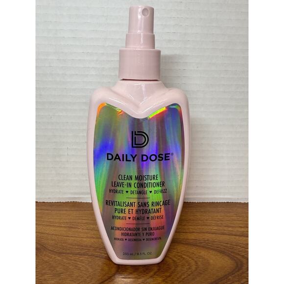 Daily Dose® Miracle Moisture Spray Leave-In Conditioner Detangler (8.5 oz) NEW - Picture 1 of 3